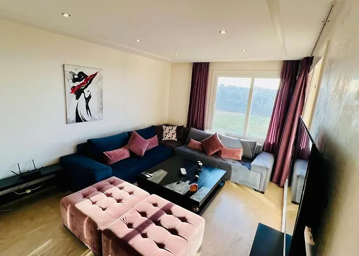 Ocean Gem - Exclusive Luxury, Balcony Pool, Beach, Surf & Views