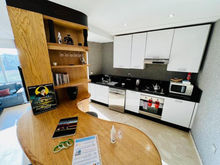 Apartment Ocean Gem - Exclusive Luxury, Balcony Pool, Beach, Surf & Views Bouznika