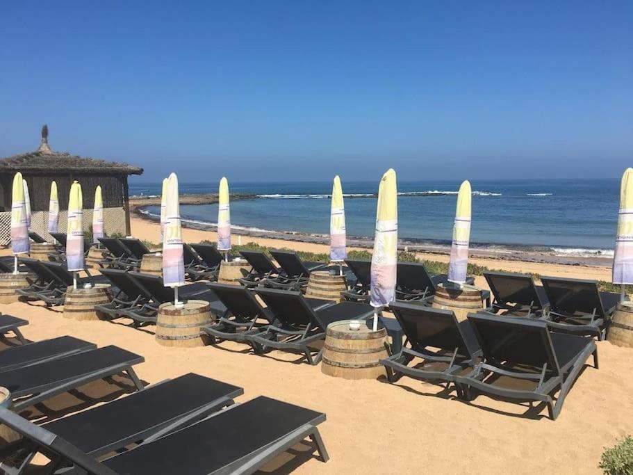 Ocean Gem - Exclusive Luxury, Balcony Pool, Beach, Surf & Views *